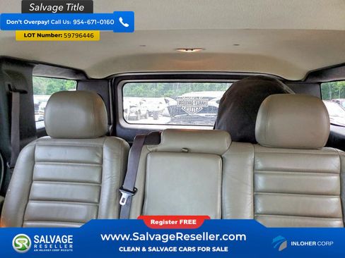Used 2005 HUMMER H2 w/ Preferred Equipment Group AWD/4WD image 13