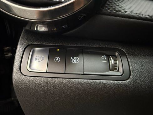 Used 2026 Chevrolet Equinox LT FWD image 15