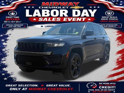 Used 2023 Jeep Grand Cherokee Altitude