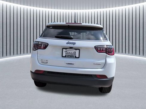 New 2026 Jeep Compass Latitude AWD/4WD image 11
