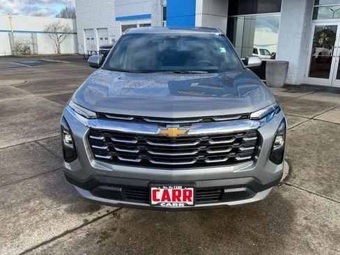 New 2026 Chevrolet Equinox LT image 3