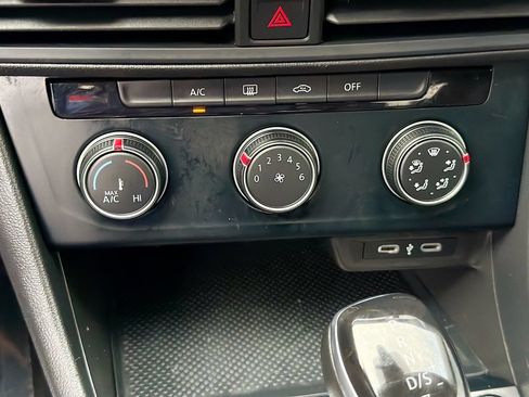 Used 2024 Volkswagen Jetta S FWD image 30