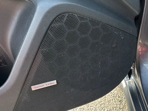 Used 2020 Subaru Crosstrek 2.0i Limited w/ Moonroof Package w/Navigation image 11