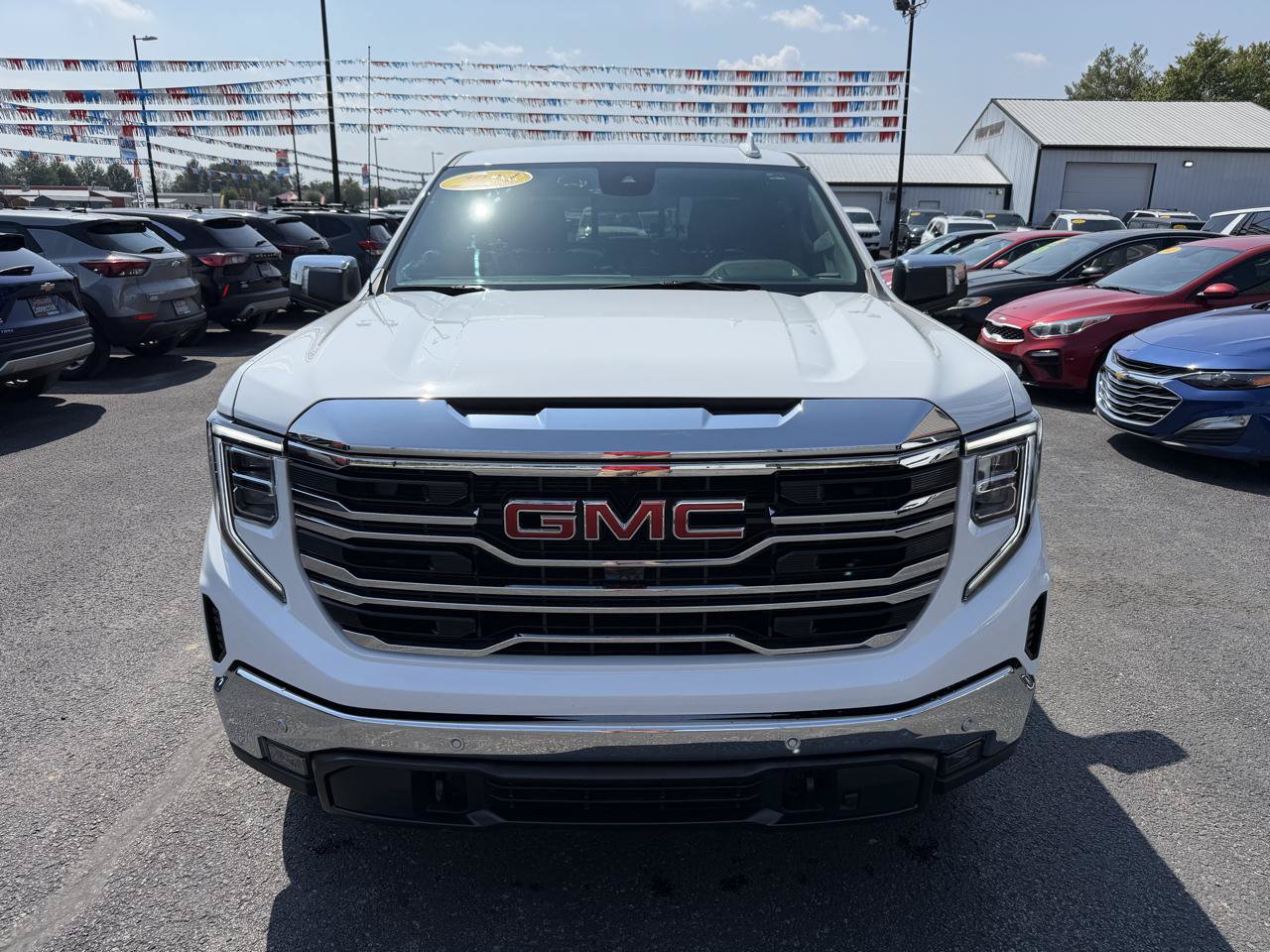 Used 2024 GMC Sierra 1500 SLT w/ SLT Premium Plus Package AWD/4WD image 12
