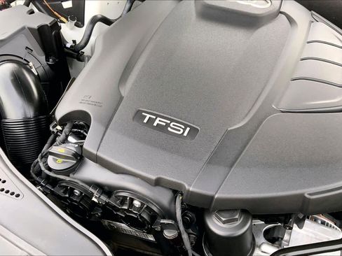 Used 2017 Audi A4 2.0T Prestige image 32