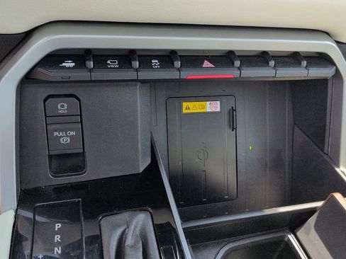Used 2024 Toyota Sequoia Capstone AWD/4WD image 25