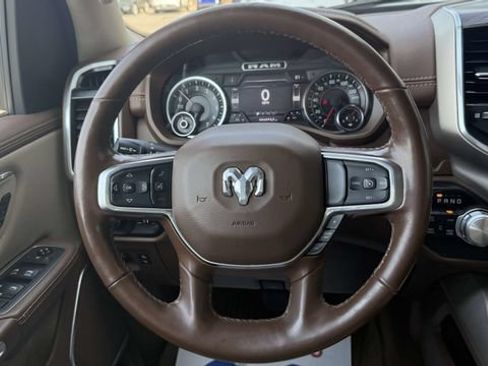 Used 2019 RAM 1500 Laramie AWD/4WD image 34
