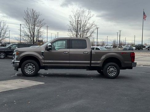 Used 2022 Ford F350 XLT w/ XLT Premium Package image 5