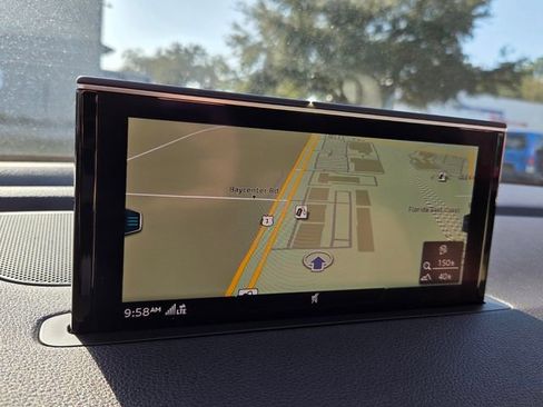 Used 2017 Audi Q7 3.0T Prestige image 24