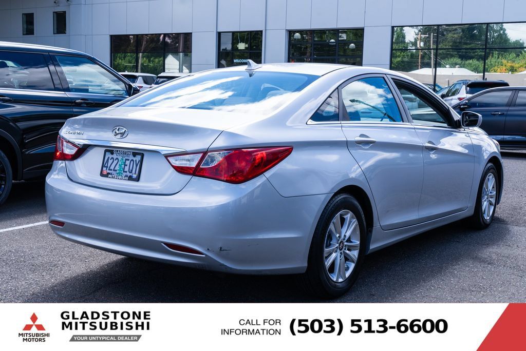 Used 2011 Hyundai Sonata GLS w/ Popular Equipment Pkg 2 FWD image 7