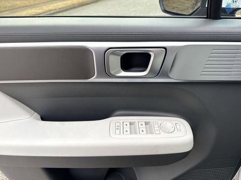 New 2026 Hyundai Santa Fe SE image 15