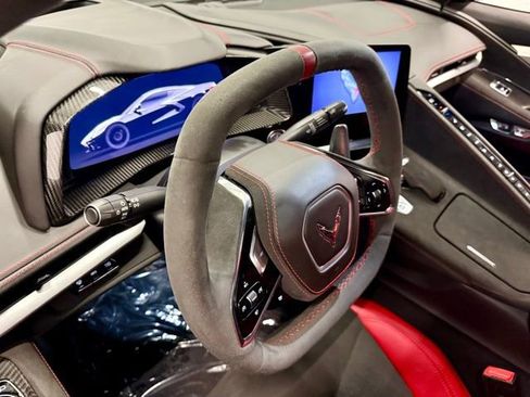 Used 2022 Chevrolet Corvette Stingray w/ Z51 Performance Package image 23