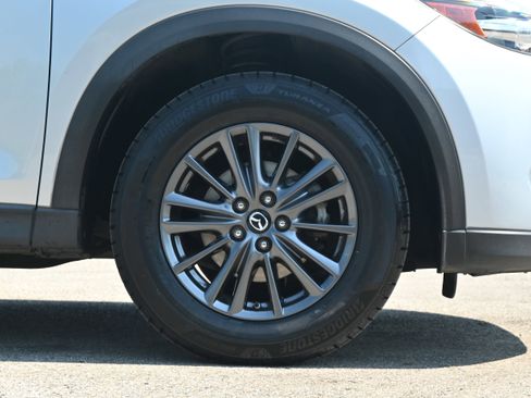 Used 2020 MAZDA CX-5 Touring FWD image 12