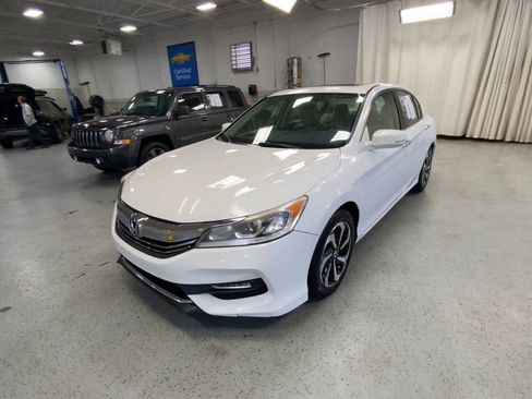 Used 2016 Honda Accord EX-L image 6