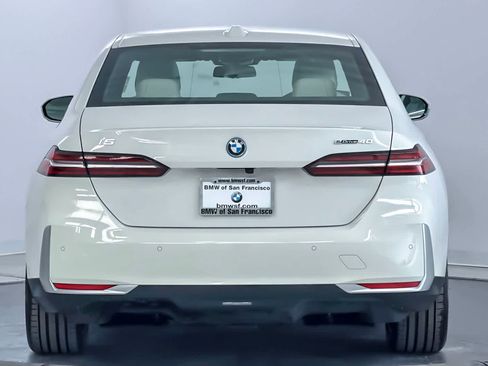 Used 2024 BMW i5 eDrive40i RWD image 7
