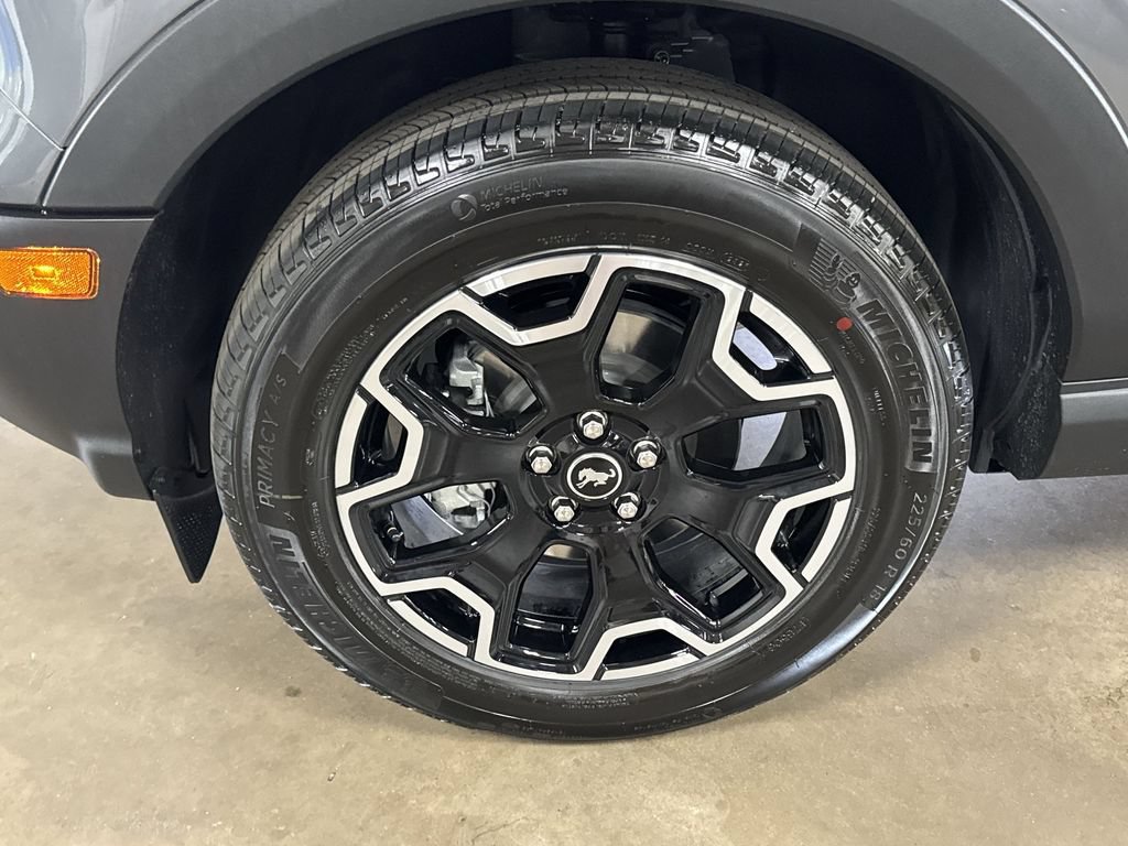New 2026 Ford Bronco Sport Outer Banks w/ Outer Banks Tech Package+ AWD/4WD image 32