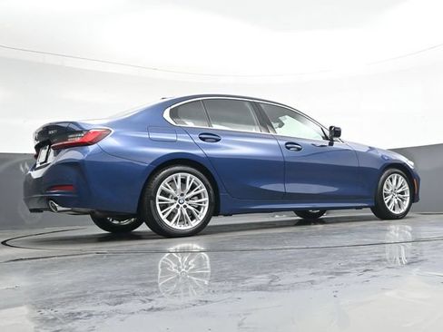 Certified 2024 BMW 330i Sedan w/ Premium Package RWD image 33