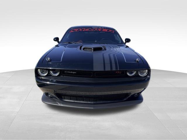 Used 2022 Dodge Challenger R/T Scat Pack w/ Shaker Package RWD image 3