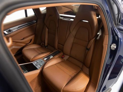 Certified 2023 Porsche Panamera 4 Platinum Edition AWD/4WD image 41