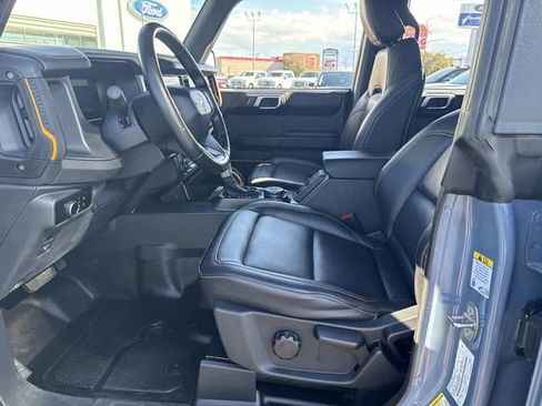 Used 2024 Ford Bronco Badlands w/ Sasquatch Package AWD/4WD image 23