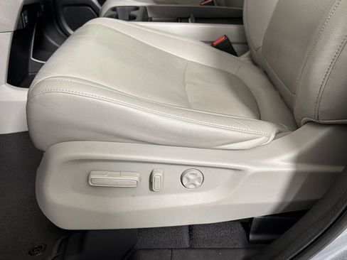 Used 2020 Honda Odyssey Elite image 11
