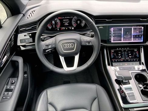 Used 2025 Audi Q7 3.0T Premium Plus image 5