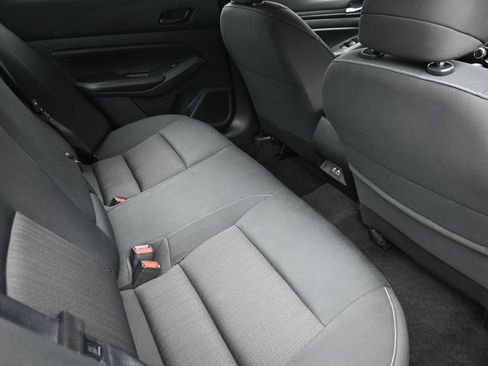Used 2024 Nissan Altima 2.5 SV FWD image 10