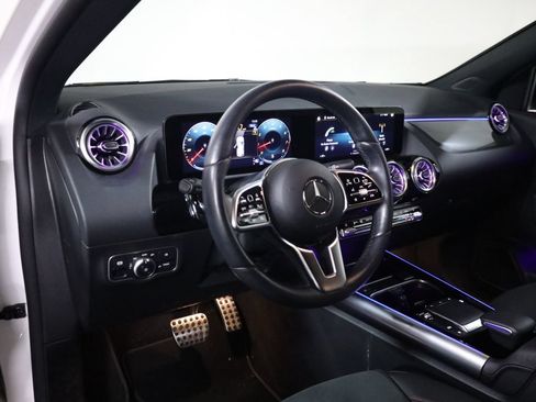Used 2023 Mercedes-Benz GLA 250 4MATIC image 31