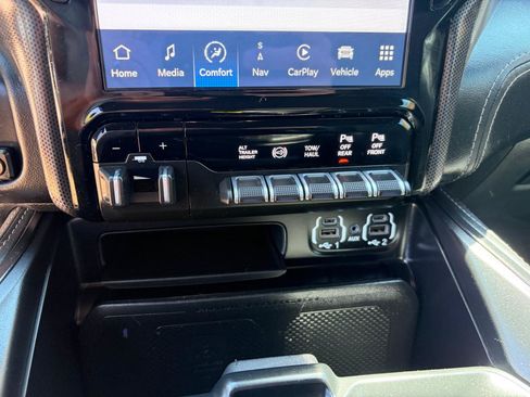 Used 2022 RAM 3500 Limited AWD/4WD image 20