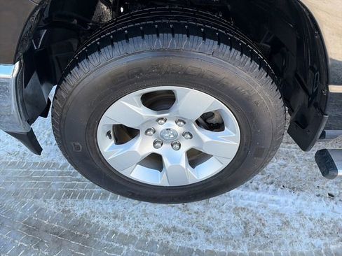 Used 2019 RAM 1500 Big Horn image 11
