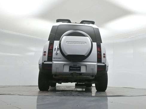 Used 2024 Land Rover Defender 110 S AWD/4WD image 49