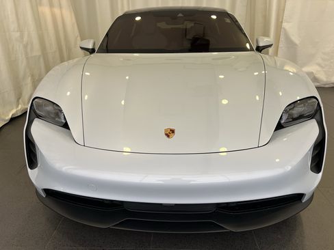 Certified 2023 Porsche Taycan GTS image 6