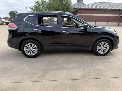 Used 2014 Nissan Rogue SV w/ SV Premium Package FWD image 8