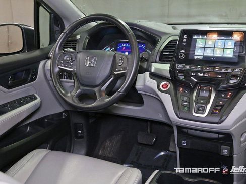 Used 2024 Honda Odyssey EX-L image 5