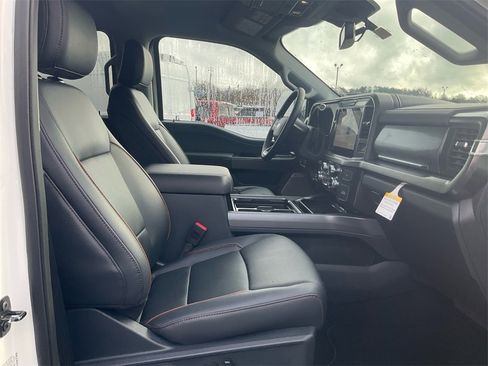 New 2026 Ford F250 Lariat w/ Chrome Package image 10