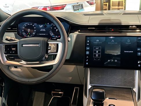 New 2025 Land Rover Range Rover SV image 13