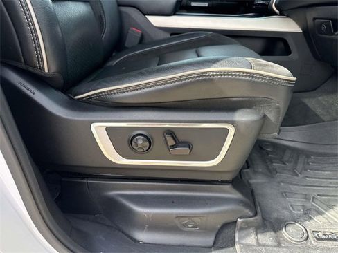 Used 2019 RAM 1500 Laramie w/ Sport Appearance Package image 13