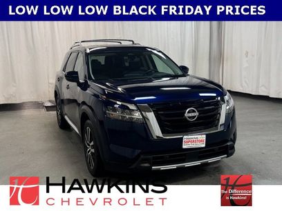 Used 2023 Nissan Pathfinder Platinum w/ Cargo Package
