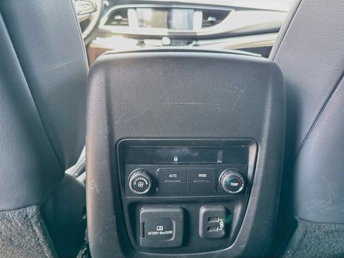 Used 2023 Buick Enclave Essence w/ Experience Buick Package FWD image 24