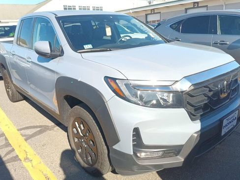 Used 2023 Honda Ridgeline RTL image 2