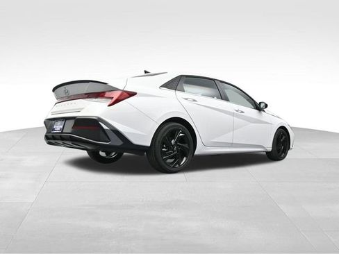 New 2026 Hyundai Elantra SEL Sport Premium FWD image 36
