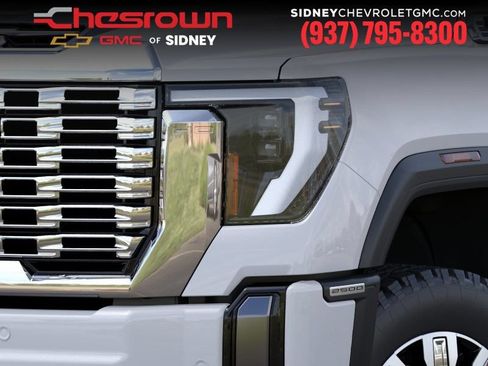 New 2026 GMC Sierra 2500 Denali w/ Denali Reserve Package AWD/4WD image 10