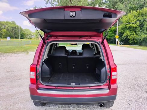 Used 2017 Jeep Patriot High Altitude image 10