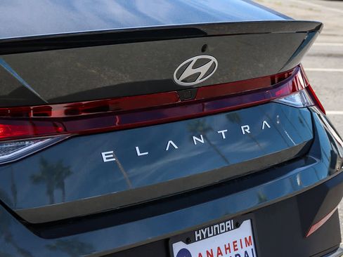New 2026 Hyundai Elantra Sport image 10