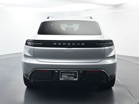 Certified 2025 Porsche Macan Electric RWD image 13
