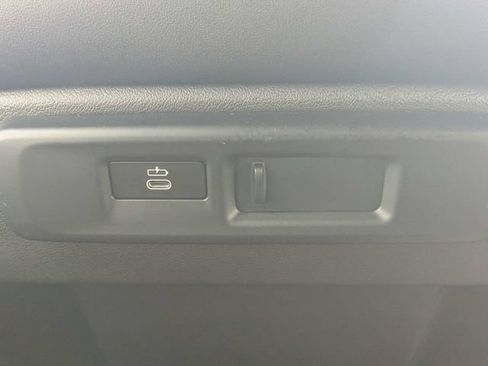 Used 2023 BMW X5 sDrive40i RWD image 20