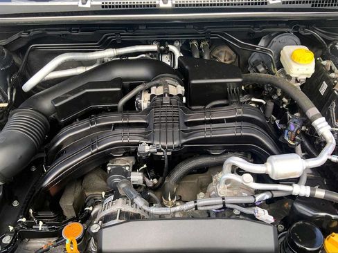 Certified 2024 Subaru Crosstrek 2.5i Limited AWD/4WD image 30