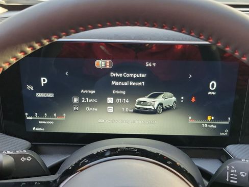 New 2026 Nissan Kicks SR w/ SR Premium Package image 8