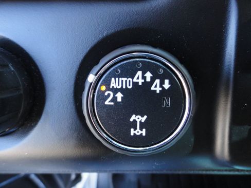 Used 2018 GMC Yukon Denali image 20