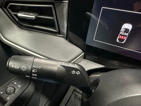 Used 2025 Nissan Kicks S AWD/4WD image 21